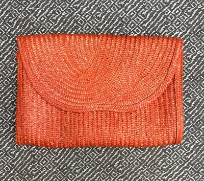 Bolsa de mão vintage laranja palha com alça de ombro feita nas Filipinas década de 1980 - Imagem 1 de 4