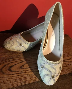KELSI DIAMANTE KITTEN HEEL SHOES SIZE 6, SILVER & GOLD. WEDDING, BRIDESMAID etc. - Picture 1 of 15