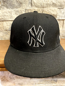 New Era MLB New York Yankees Black "Mickey Owen"  Baseball Cap Mens 6 7/8"