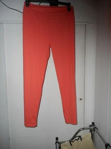 NWOT LULAROE TC T/C TALL & CURVY LEGGINGS SOFT PINK - Picture 1 of 3