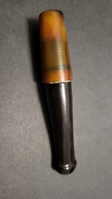 Antique beautiful amber cigarette holder - Image 1 of 4