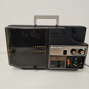 BELL AND HOWELL 1462 8mm FILM PROJECTOR Power Tested Only Bulb Working - Picture 1 of 12