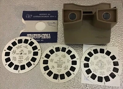 RARE VINTAGE ORIGINAL VIEWMASTER VIEWER + CHAMONIX MONT BLANC,PARIS,PALAIS VERSA - Image 1 of 4