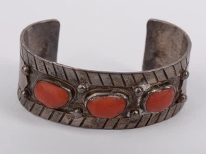 Vintage Native American Sterling Silver Coral Cuff Bracelet 53.31g - Picture 1 of 11