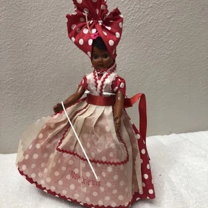 NUEVA ORLEANS Muñeca Afroamericana de Recuerdo Praliné Negro Americana DE COLECCIÓN AÑOS 60 - Imagen 1 de 4