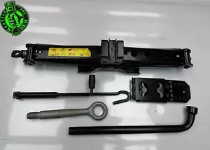 Jaguar F-Pace LR 2017-2023 gato de repuesto de emergencia con kit de herramientas fabricante de equipos originales - Imagen 1 de 6