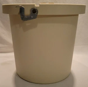 Rival Ice Cream Maker Model 8401 8405 8455 8550 8605 Bucket - Picture 1 of 5