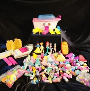 Enorme lotto Polly Bambole Tascabili Scarpe Abbigliamento Accessori Mobili Principessa Disney - Foto 1 di 10