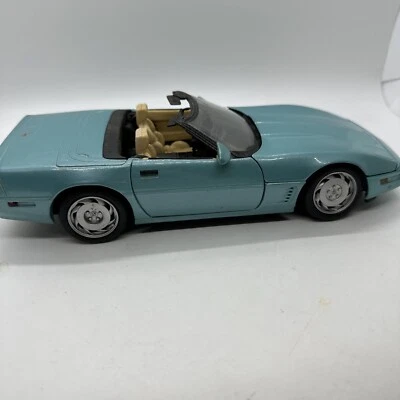 Maisto Special Ed.  1996 Powder Light Blue Chevrolet Corvette 1:18 Diecast Car - Image 1 of 4