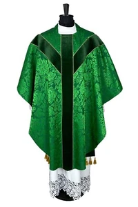 CHASUBLE Green Semi Gothic Vestment+burse,maniple,chalice veil, damask velvet - Picture 1 of 6