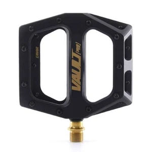 DMR Vault Mag SL Flat MTB Pedal in Black Superlight MTB BMX Downhill Trails - Picture 1 of 5