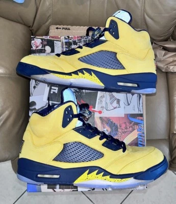Talla 13 - Air Jordan 5 Retro SP Michigan Foto 1 de 4