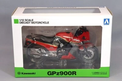 Modellino moto pressofuso scala 1/12 Aoshima Skynet Kawasaki GPz900R rosso/gr... - Immagine 1 di 4