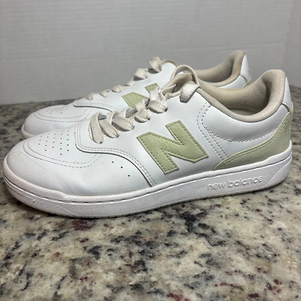 Zapatillas de tenis informales New Balance para cancha - Cuero blanco para mujer 8,5 Foto 1 de 4