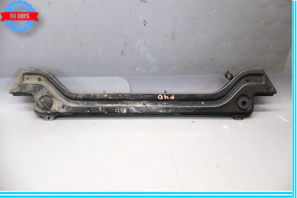 06-11 Soporte radiador inferior delantero OEM MERCEDES ML320 ML350 ML63 AMG ML550 W164 Foto 1 de 4