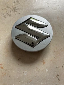 Original Suzuki FELGENDECKEL NABENDECKEL NABENKAPPE 55MM 4325251K10 - Bild 1 von 7