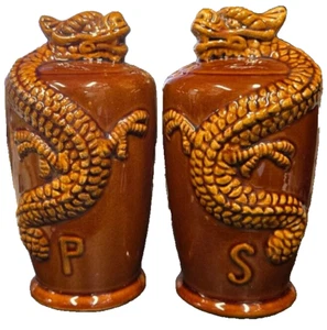 Vintage Dragon Decorated S&P Shakers/Brown Pottery/Made in Japan w/ Stoppers/MCM - Picture 1 of 5