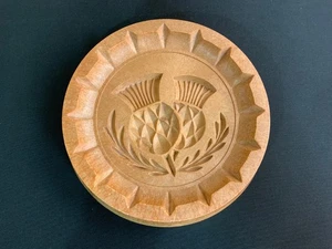 Traditional Scottish Shortbread Mould Plastic Thistle Theme 7.5" Press - Picture 1 of 7