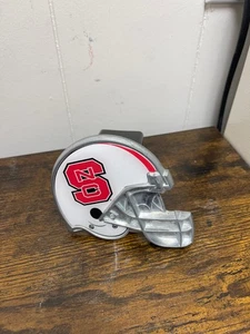 NEU NCSU NC State Wolfpack Helm Anhängerkupplung Abdeckung Stecker 2" Empfänger - Bild 1 von 4