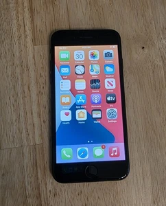 Apple iPhone 7 - 128GB - Black - Unlocked Good Condition - Photo 1 sur 4