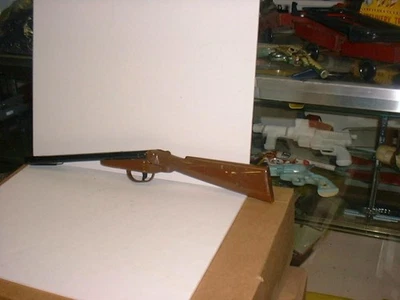 MARX  ALL HAND CARVED HAND PAINTED PROTOTYPE TOY SHOTGUN  / FROM MARX R&D ERIE - Image 1 of 4