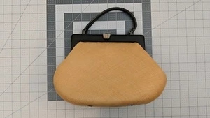Vintage Yellow Gold Clutch Handbag Evening Purse by JANA, Italy - Picture 1 of 4