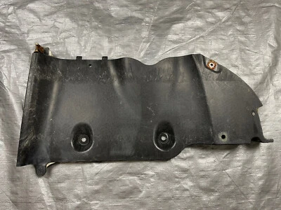 Parachoques trasero derecho debajo de la carrocería Chrysler Crossfire 2004-2008 Foto 1 de 4