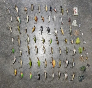 70+ vintage fishing lure lot used Bug N Bass Jitterbug Bagley Etc - Picture 1 of 23