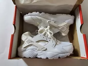 Nike Huarache Run (GS) Brand New Size 4Y UK3.5 Free Postage - Picture 1 of 3
