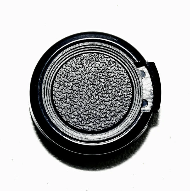 28mm Front Lens Cap for 28mm Diameter Lenses - Keep Your lens Protected - Image 1 of 1