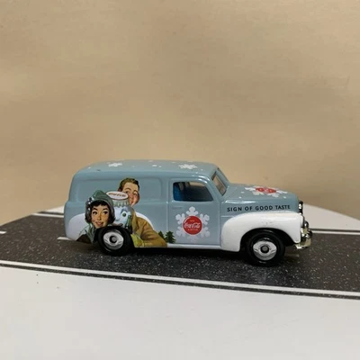 Matchbox Collectibles Coca Cola FJ Holden 2002 panel de entrega furgoneta azul 1:64 casi nuevo Foto 1 de 4