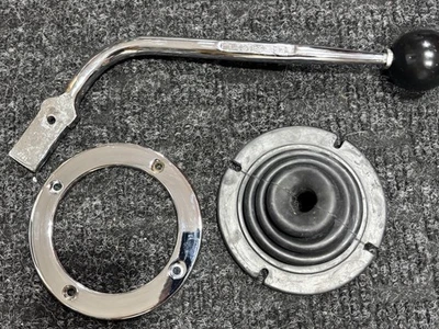 AMC AMX Javelin Rebel Hurst 4 Velocidades Anillo de cambio, bota Foto 1 de 2