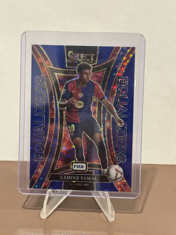 Ecualizadores Panini Select FIFA Lamine Yamal 2024-25 Blue Pulsar SSP Barcelona Foto 1 de 1