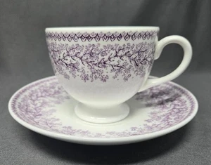 Wedgwood Martha Stewart Winter Berries Cup & Saucer - Picture 1 of 5