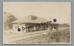 RPPC B&M Boston & Maine Railroad Station WILLIAMSTOWN MA Real Photo Postcard - Picture 1 of 2