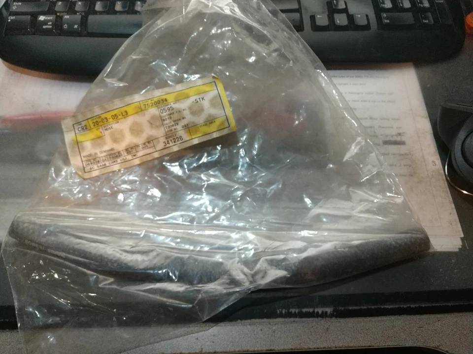 NEW OE Saab 9000 Thermostat Hose 7520034 1986 to 1993 - Image 1 of 1