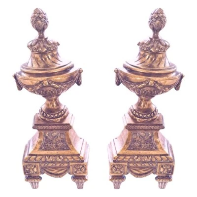 Paire de chenets style louis XVI en bronze moulé haut 26.5 larg 10.5 prf 42 cm - Photo 1/4