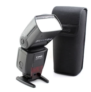 Canon Speedlite 580EX II - Flash for Canon Digital Cameras. With Case - Picture 1 of 4