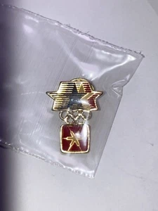 PIN 1984 Los Angeles Olympics Red Star Sponsor - Picture 1 of 1