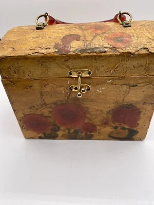 Cartera decoupage vintage años 60 de madera niña flor con interior verde Foto 1 de 4