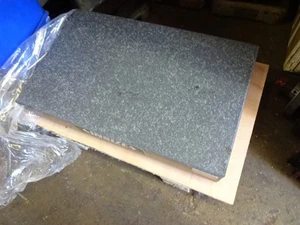 Insize Granite surface plate 400 x 350 x 60mm - Picture 1 of 7