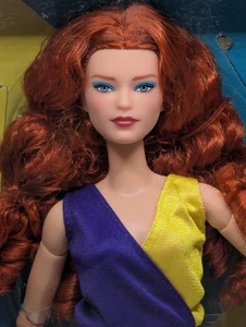 Neu BARBIE PUPPE SIGNATURE LOOKS #13 MADE TO MOVE Puppe kastanienbraun rote Haare VICTORIA  - Bild 1 von 8