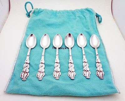 Juego de 6 cucharas Demitasse de 4" Tiffany & Co. Ailanthus Estate en plata de ley Foto 1 de 4