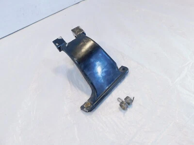 Soporte de montaje para estribo izquierdo Victory V92 Classic & Touring Cruiser Foto 1 de 4