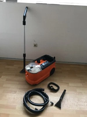 Kärcher Puzzi 10/1  Teppichreiniger Waschsauger inkl. Polsterdüse + Bodendüse - Bild 1 von 2