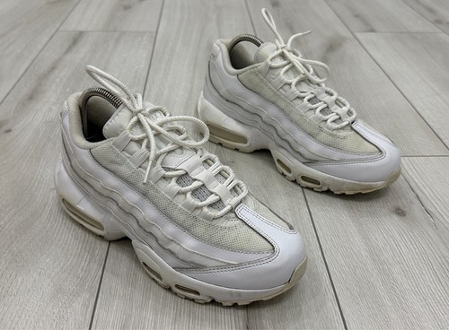 Taglia US Youth 5 5 anni Nike Air Max 95 Recraft GS Triple bianche retrò