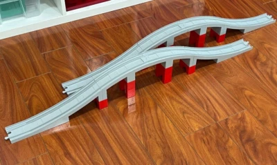 LEGO Duplo Bridge Train Tracks - ¡Precio de ganga! DUPLO GENUINO - ¡SIN IMITACIONES! Foto 1 de 4
