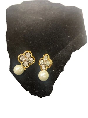JARIN K CLOVER AND PEARL PIERCED EARRINGS - Image 1 of 4