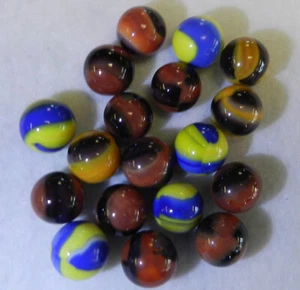 #18980m Mixed Vintage Group of 18 Nicer Marble King Marbles .61 to .65 Inches - Picture 1 of 13