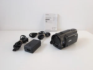 Sony Handycam FDR-AX33 / 20.6MP / 4K Video Camera Recorder w/ 1 Battery/ Charger - Picture 1 of 17